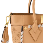 Louis Vuitton / LV On My Side PM M21585 - Image 4