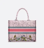 DIOR / LARGE DIOR BOOK TOTE Latte Multicolor Dior Zodiac Embroidery (42 x 35 x 18.5 cm)  M1286ZRHP_M941 - Image 5