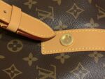 Jet Lag Medium Handbag | M2A655 - Image 13