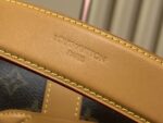 Jet Lag Medium Handbag | M2A655 - Image 8