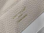 CAPUCINES Medium Handbag M29955, Apricot / Enamel (Macaron Tone) - Image 7