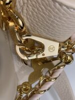CAPUCINES Medium Handbag M29955, Apricot / Enamel (Macaron Tone) - Image 9