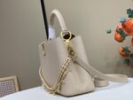CAPUCINES Medium Handbag M29955, Apricot / Enamel (Macaron Tone) - Image 4