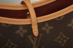 CARRYALL Small Handbag - Image 6
