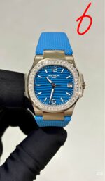 Patek Philippe PP Nautilus 7010 Series, comes with leather strap buckle and watch box - Image 6