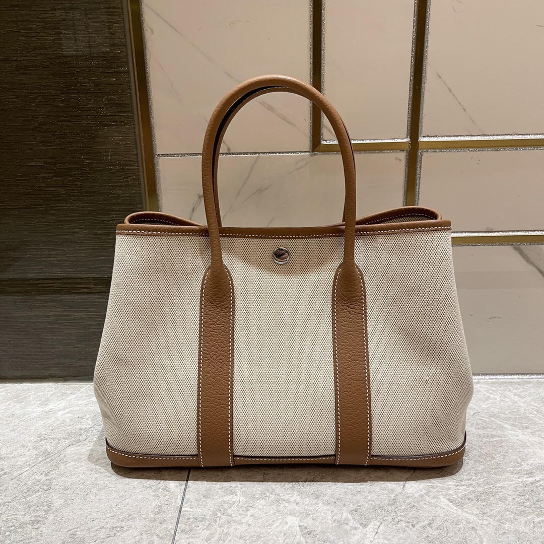 1790073769063 Garden Party Handbag, Hand-Stitched with Waxed Thread - Image 1
