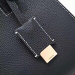 Burberry tote calfskin bag 8376 black size: 27 * 11 * 20 cm - Image 4