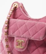 CHANEL / SMALL HOBO BAG Velvet & Gold-Tone Metal Pink Ref.  AS4323 B13815 NQ948 - Image 3