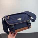 Prada messenger shoulder bag - Image 3