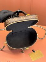 Vanity Small Handbag Model No.: M47128 - Image 4