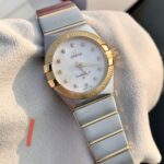Genuine Diamond Quartz Ladies Watch, 27mm dial diameter
