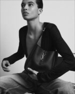 YSL / SMALL LE 5 À 7 SUPPLE IN GRAINED LEATHER 713938AAAUQ1000 - Image 2