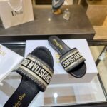Dior ladies flat slippers  size: 35-40 (41 Can be customized) note shoes size when you fill shipping address - Image 5
