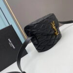 YSL JUNE Quilted sheep leather box bag with gold hardware 710080 size: 19 *15 *8cm - Image 2