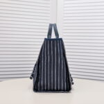 Chanel new beach bag denim bag navy blue 67178-7size: 48*38*30*14cm - Image 3