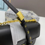 Dior 30 Montaigne Clamshell leather crossbody bag Shoulder bag black1Y0282 size: 21.5*12*6cm - Image 6