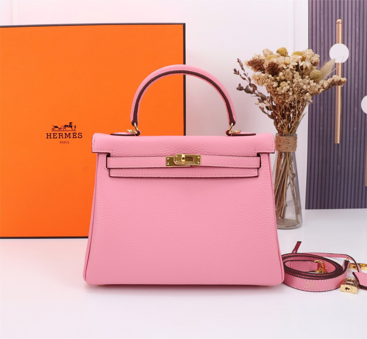 a1670481997768_4865.jpg Hermès Kelly Calf Gold hardware Sakura Pink size: 25cm - Image 1