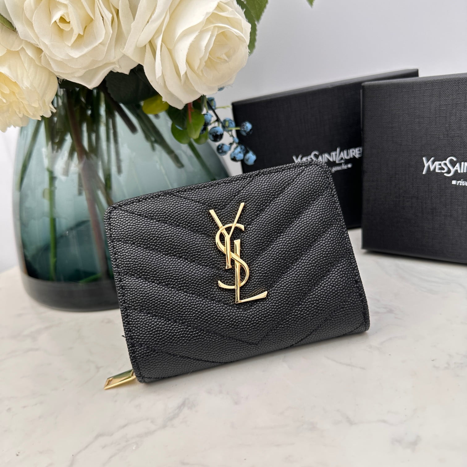 a1680702693810_1588.jpg YSL Kat caviar Short round zip wallet 1890 black size: 12*10*3CM - Image 1