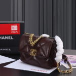 Chanel Wine red oil wax skin Chain crossbody bag Size：26cm - Image 2