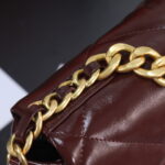 Chanel Wine red oil wax skin Chain crossbody bag Size：26cm - Image 6