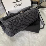 Chanel denim Shoulder bag Do old paint size: 42*27*15 CM - Image 5