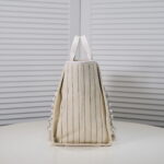 Chanel new beach bag denim bag White with little wallet size: 48*38*30*14cm - Image 3