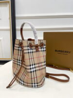 Burberry Bucket bag size: 26*8cm - Image 3