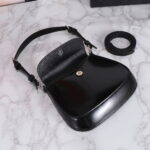 Prada hobo cleo Patent leather 611 black size:22*13cm - Image 6