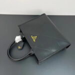 Prada tote 3d coining bag size: 35*27*10cm - Image 5