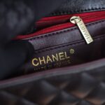 Chanel Lamb skin chain crossbody bag with gold hardware 1116 SIZE: 20*14*7cm/25.5*16*6.5cm/30*18*8cm - Image 5