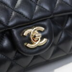 Chanel Lamb skin chain crossbody bag with gold hardware 1116 SIZE: 20*14*7cm/25.5*16*6.5cm/30*18*8cm - Image 6