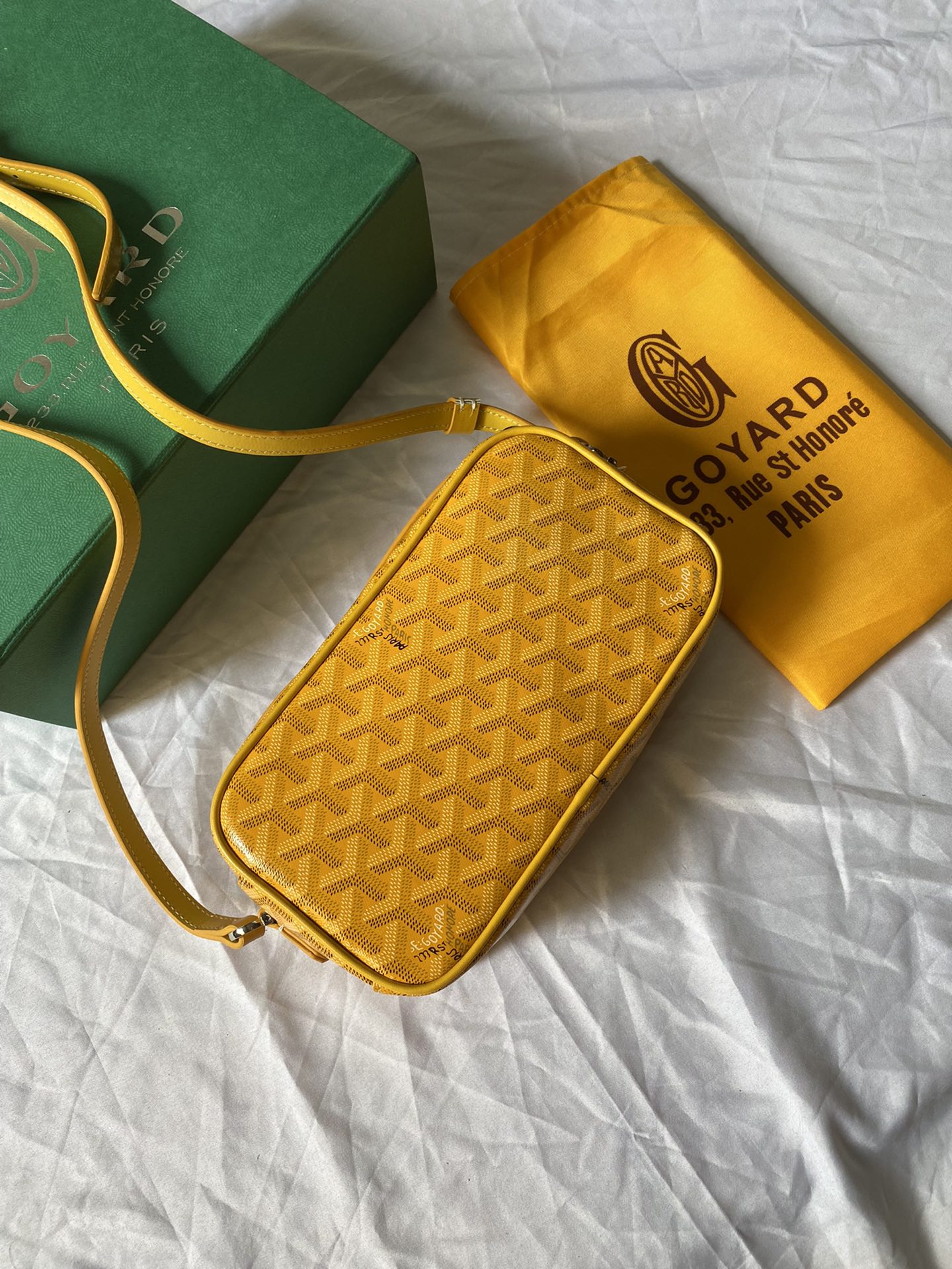 i1639359365_4118_3.jpg Goyard mini Camera bag yellow size:23*8*14cm - Image 1