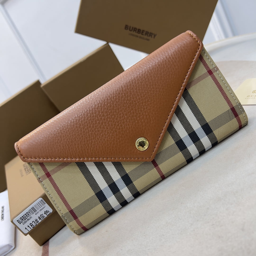 i1648276159_4256_0.jpg Burberry Vintage Long money clip 1183 size: 19.5*3*10cm - Image 1
