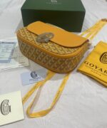Goyard Goyardine Shell bag Yellow Size: 26*18*8cm - Image 4