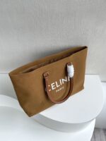 CELINE horizontal printed canvas and calfskin handbag brown Size: 44*32*16cm - Image 7