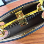 FENDI PeekaboolseeuPetite 0778 Yellow size: 20*15.5*11CM - Image 4