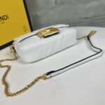FENDI BAGUETTE Mini Chain Strap White Handbag Size: 4*18*11cm - Image 4
