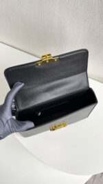 CELINE Arc de Triomphe Black with Chain 8067 size: 22 X 13.5 X 6cm - Image 9