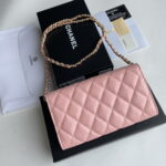 Chanel chain crossbody bag Cowhide with diamond lattice caviar Pink A50076 size: 18*10.5*3.5cm - Image 6