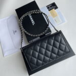 Chanel chain crossbody bag Cowhide with diamond lattice caviar Sliver hardware Black  A50076 size: 18*10.5*3.5cm - Image 5