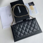 Chanel chain crossbody bag Cowhide with diamond lattice caviar gold hardware black A50076 size: 18*10.5*3.5cm - Image 4