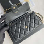 Chanel chain crossbody bag Cowhide with diamond lattice gold hardware black A50076 size: 18*10.5*3.5cm - Image 5
