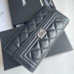 Chanel sheepskin Clutch bag with sliver hardware size: 19*10cm - Image 9