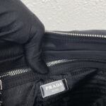 Prada Re-Nylon Three-piece set 1BD290 Shoulder bag black size: 24cmx*17.5cm*8.5cm - Image 4