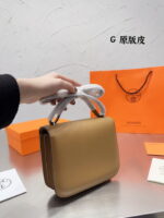 Hermès Constance Swift cowhide leather Earthy yellow size: 19cm - Image 4