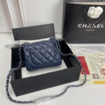 Chanel cf Square Fat 1115 sheepskin leather blue size: 18*14*7cm - Image 4