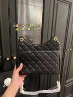 Chanel HOBO bag caviar 3690 size: 22*20cm - Image 9