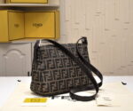 FENDI Vintage Underarm bag 7701 Waterproof cloth Brown Size:29*21*12cm - Image 4