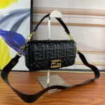 FENDI BAGUETTE Embossed design Black Handbag F0191 Size: 26x5x15cm - Image 2
