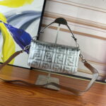 FENDI BAGUETTE Embossed design Sliver Handbag F0191 Size: 26x5x15cm - Image 5